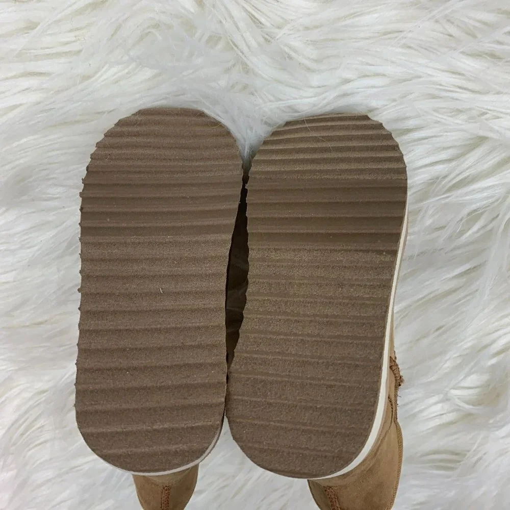 Cozy Faux Shearling Winter Boot Unisex Baby Size 7 New With Tags